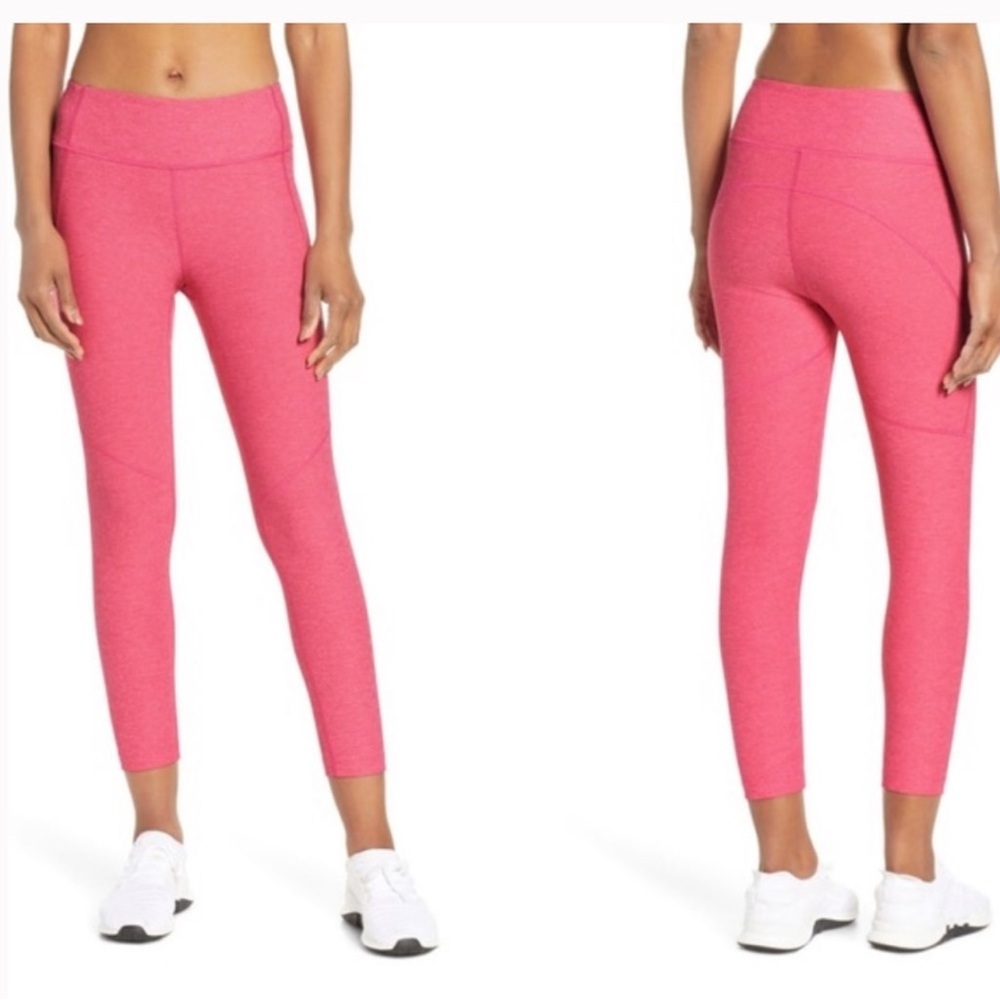 NEW Outdoor Voices Warmup Compression
Leggings 121